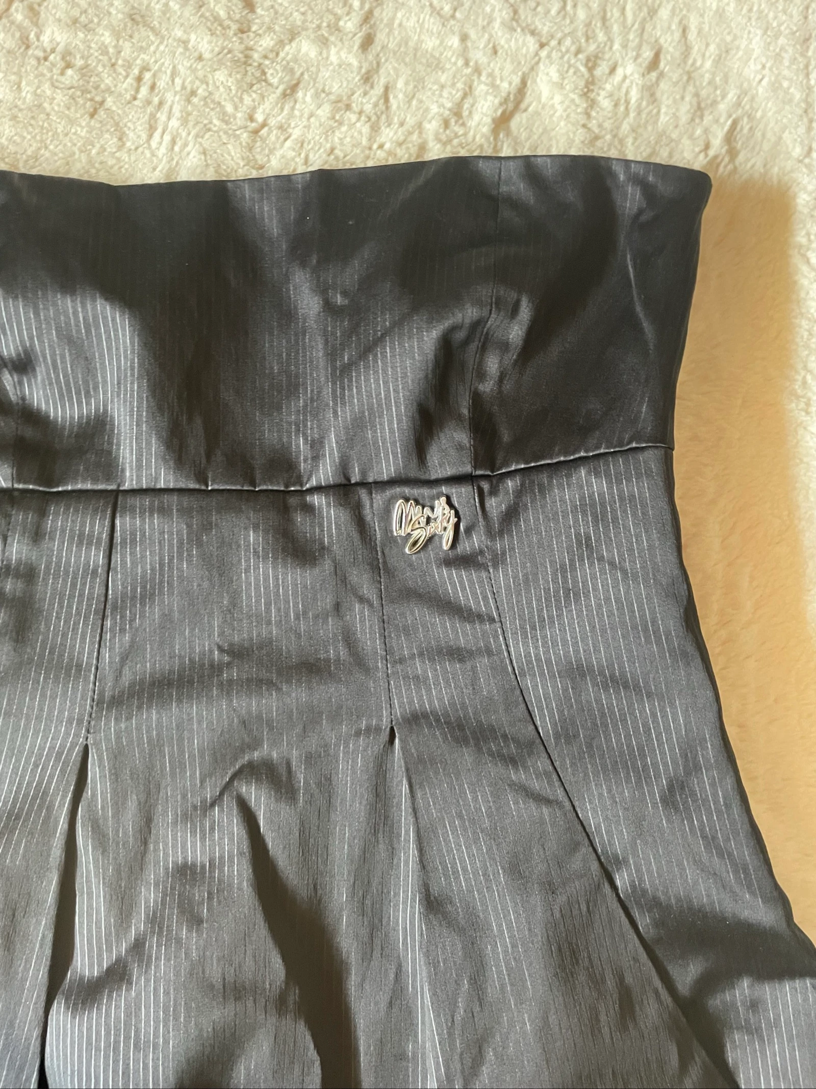 Robe Miss Sixty noir à rayures diplomatiques taille S – photo 3
